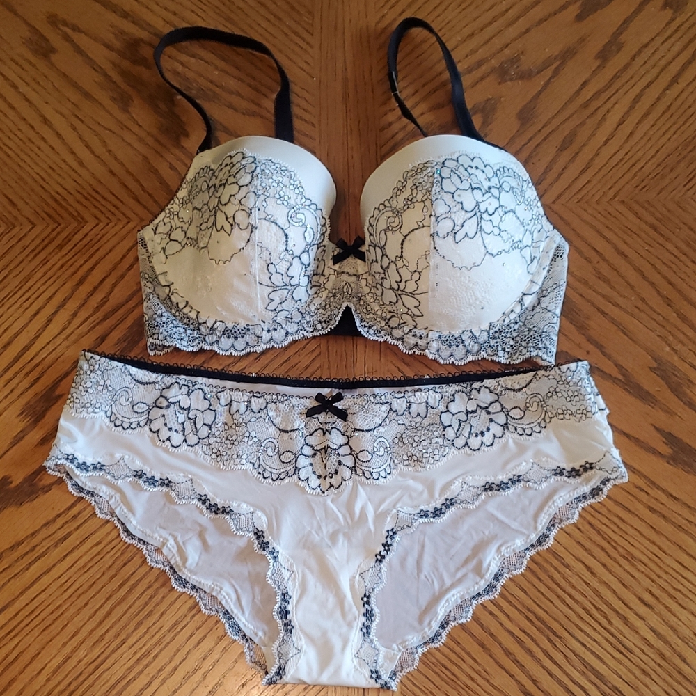 NWT VS Set